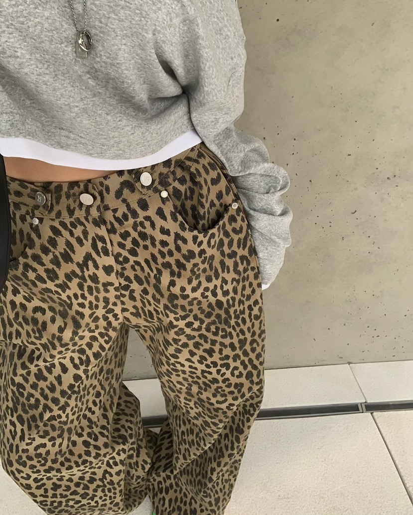 REVE CITE-L韓國東大門代購女裝新款推薦熱賣休閑褲豹紋REVE CITE-L休閑褲