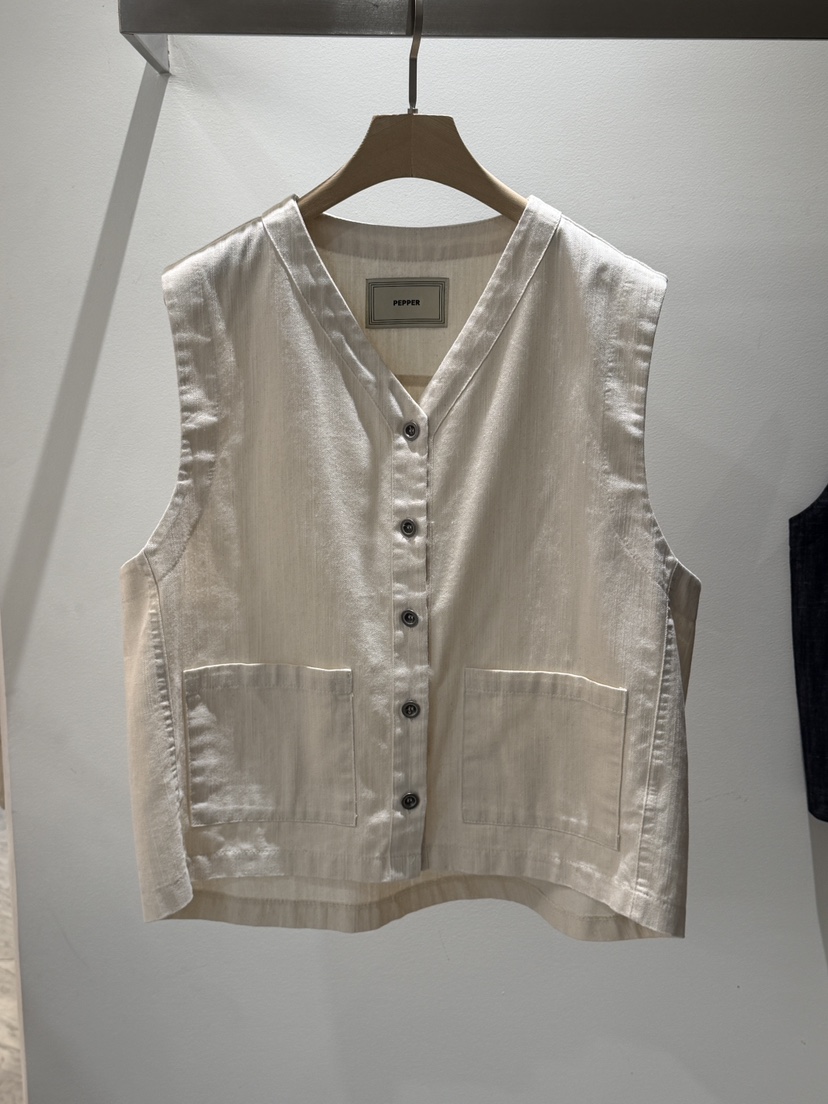 PEPPER-L韓國東大門代購女裝新品休閑熱賣人氣推薦時尚馬甲PEPPER馬甲圖色2