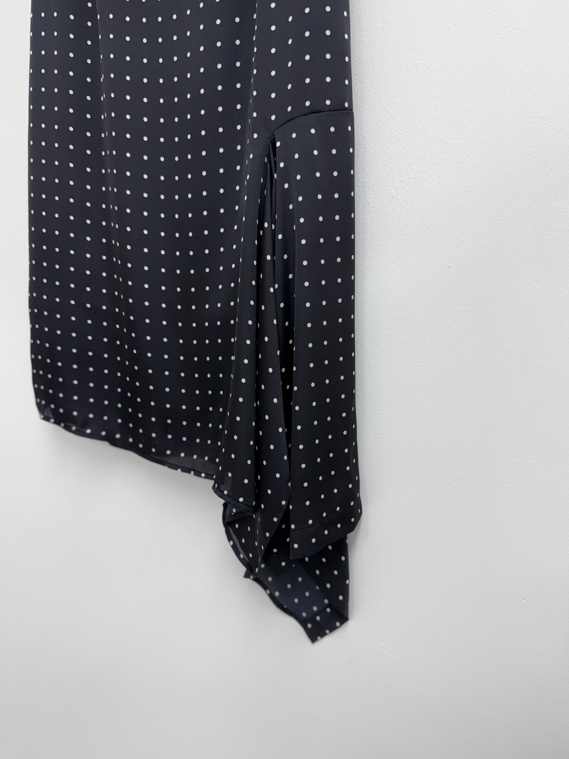 YIKHO STYLE韓國直郵實拍女裝新品26春夏半身裙中短裙不對稱YIKHO STYLE半身裙/中短裙