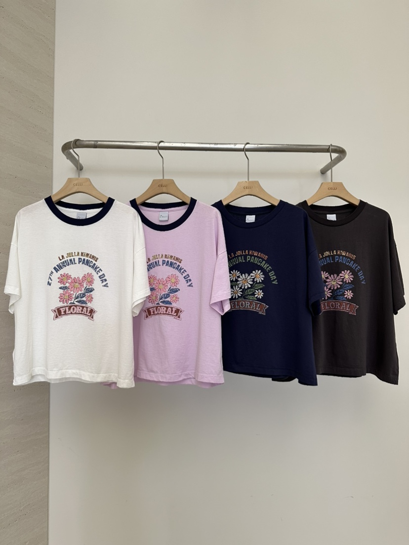 CELLI韓國東大門直郵女裝新款熱賣人氣職業時尚推薦T恤花朵CELLIT恤