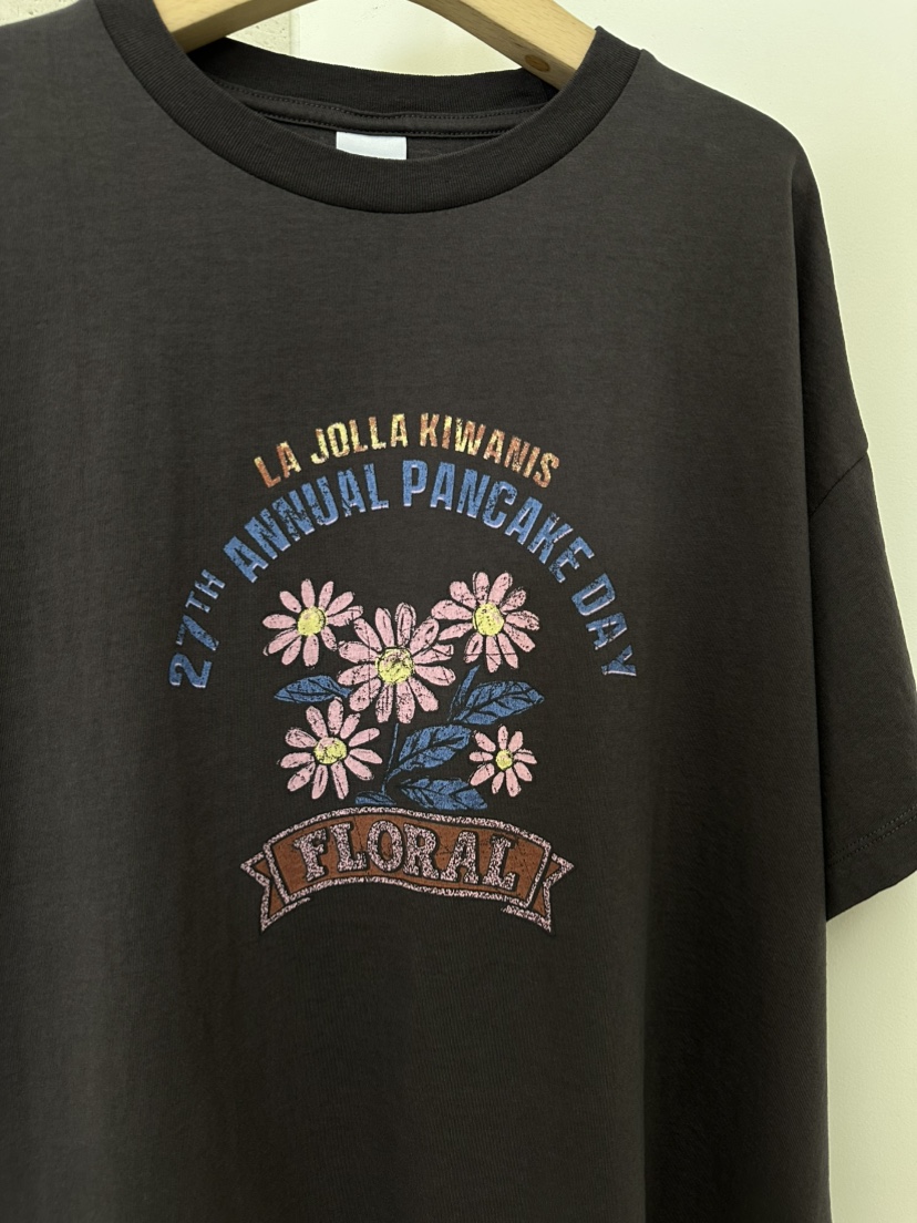 CELLI韓國東大門直郵女裝新款熱賣人氣職業時尚推薦T恤花朵CELLIT恤