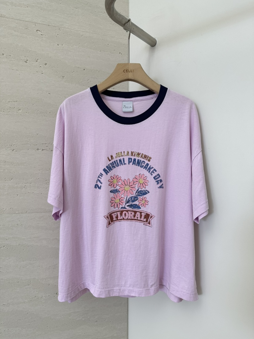 CELLI韓國東大門直郵女裝新款熱賣人氣職業時尚推薦T恤花朵CELLIT恤圖色1