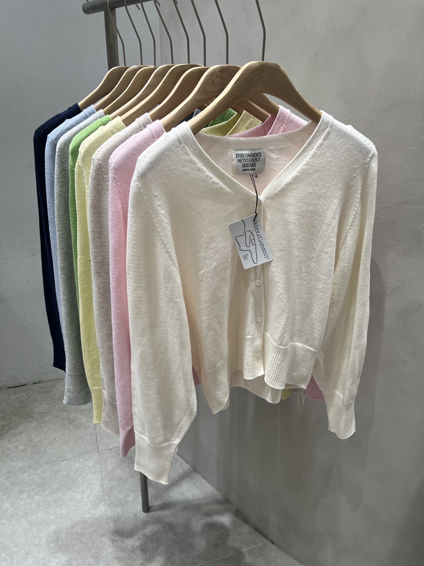 EVERCOMMERCE METICULOUSLY DESIGNED韓國東大門代購女士新款人氣針織衫EVERCOMMERCE METICULOUSLY DESIGNED針織衫