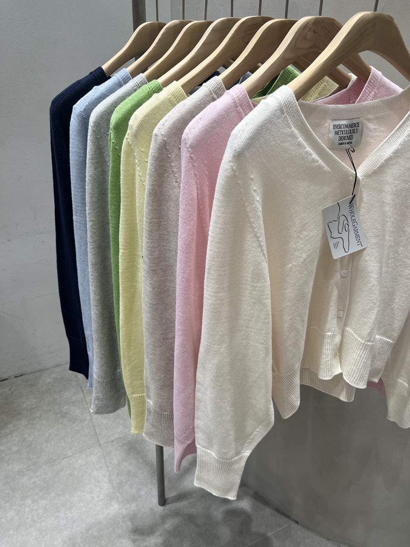 EVERCOMMERCE METICULOUSLY DESIGNED韓國東大門代購女士新款人氣針織衫EVERCOMMERCE METICULOUSLY DESIGNED針織衫