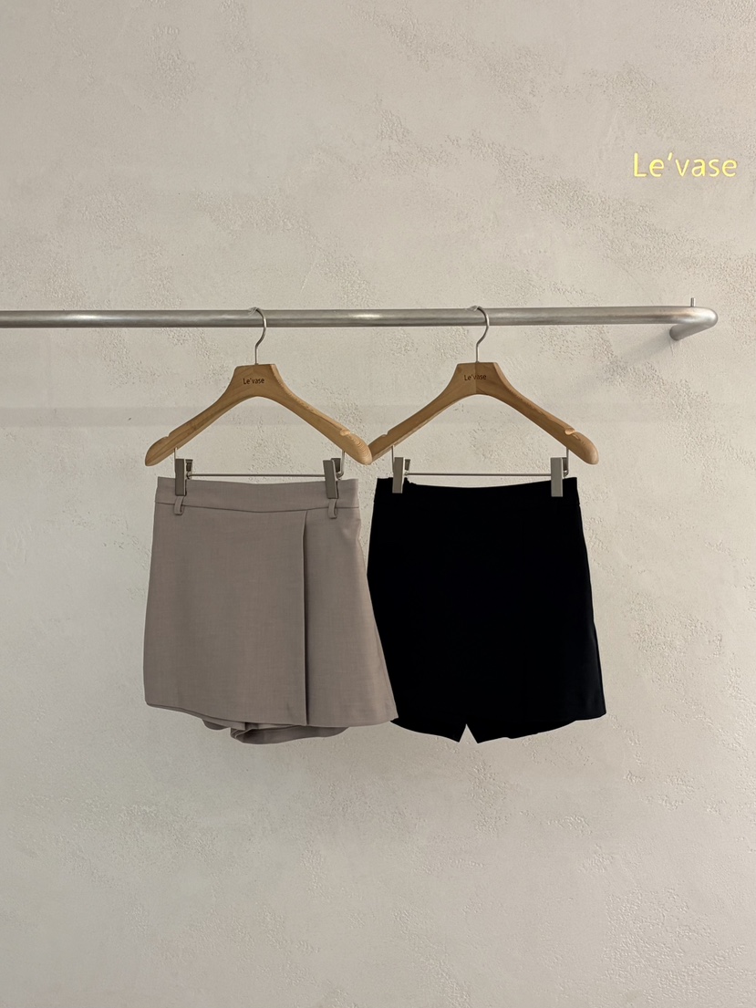 LE VASE韓國東大門代購女裝新品推薦人氣職業熱賣26春夏裙褲LE VASE裙褲
