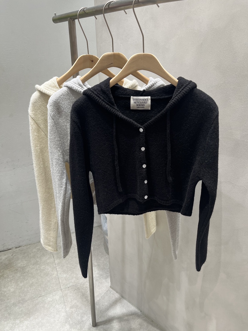 EVERCOMMERCE METICULOUSLY DESIGNED韓國直郵實拍女士新品休閑針織衫兜帽EVERCOMMERCE METICULOUSLY DESIGNED針織衫