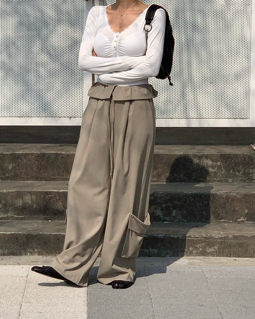 REVE CITE-L韓國代購女裝新款推薦職業長袖T恤蕾絲褶皺REVE CITE-L長袖T恤