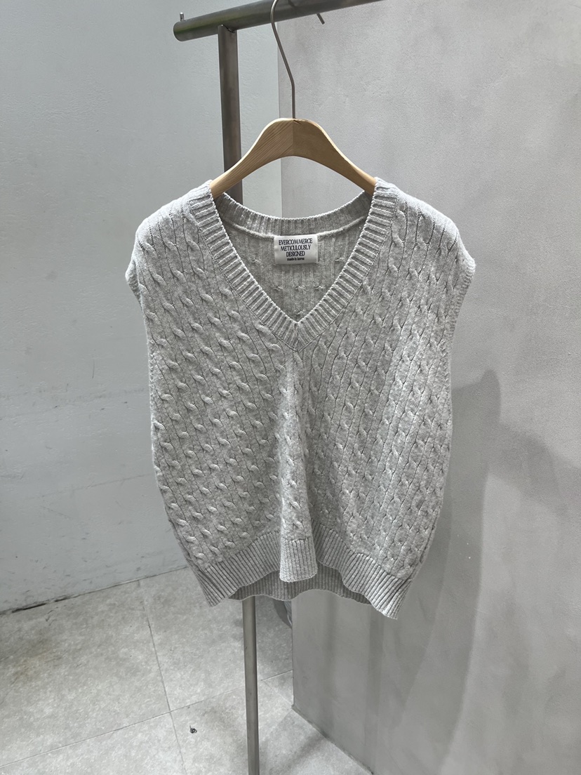 EVERCOMMERCE METICULOUSLY DESIGNED韓國直郵實拍女裝新品熱賣吊帶背心棉質寬松EVERCOMMERCE METICULOUSLY DESIGNED吊帶/背心圖色4