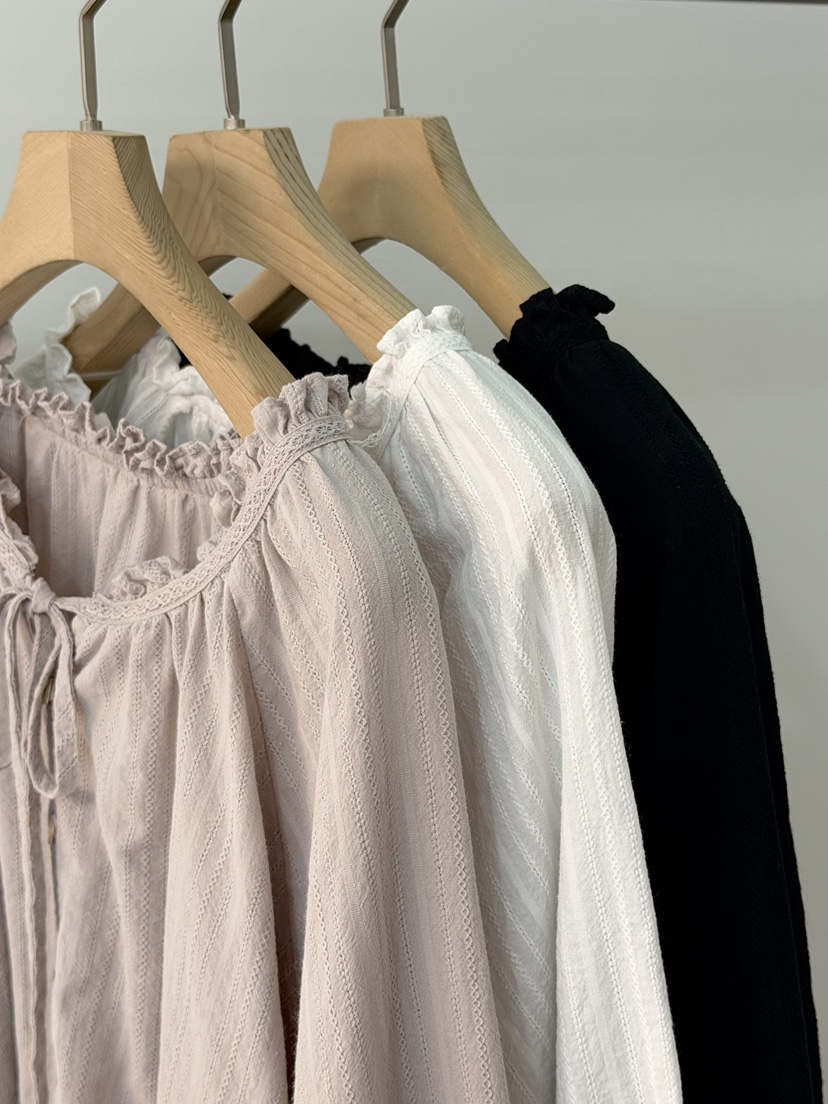 PEPPER-L韓國東大門代購女裝新款熱賣26春夏職業襯衫蕾絲衫PEPPER襯衫/蕾絲衫