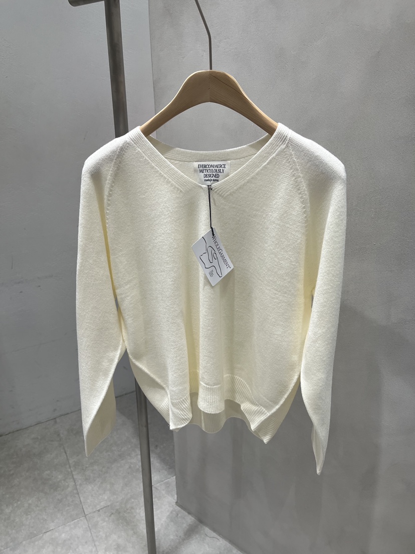 EVERCOMMERCE METICULOUSLY DESIGNED韓國東大門代購女裝新品人氣針織衫EVERCOMMERCE METICULOUSLY DESIGNED針織衫圖色3