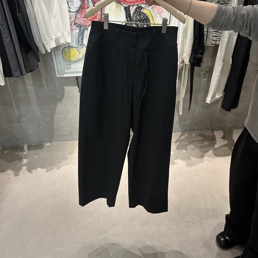 LAMAGIEPIE/LAMAGIE GREY韓國東大門直郵女士新款職業短褲LAMAGIEPIE/LAMAGIE GREY短褲圖色2墨色