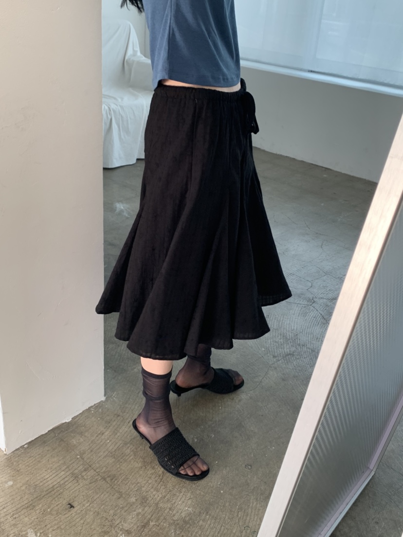 VAARA東大門實拍女士新款推薦真品職業半身裙中短裙刺繡棉VAARA半身裙/中短裙