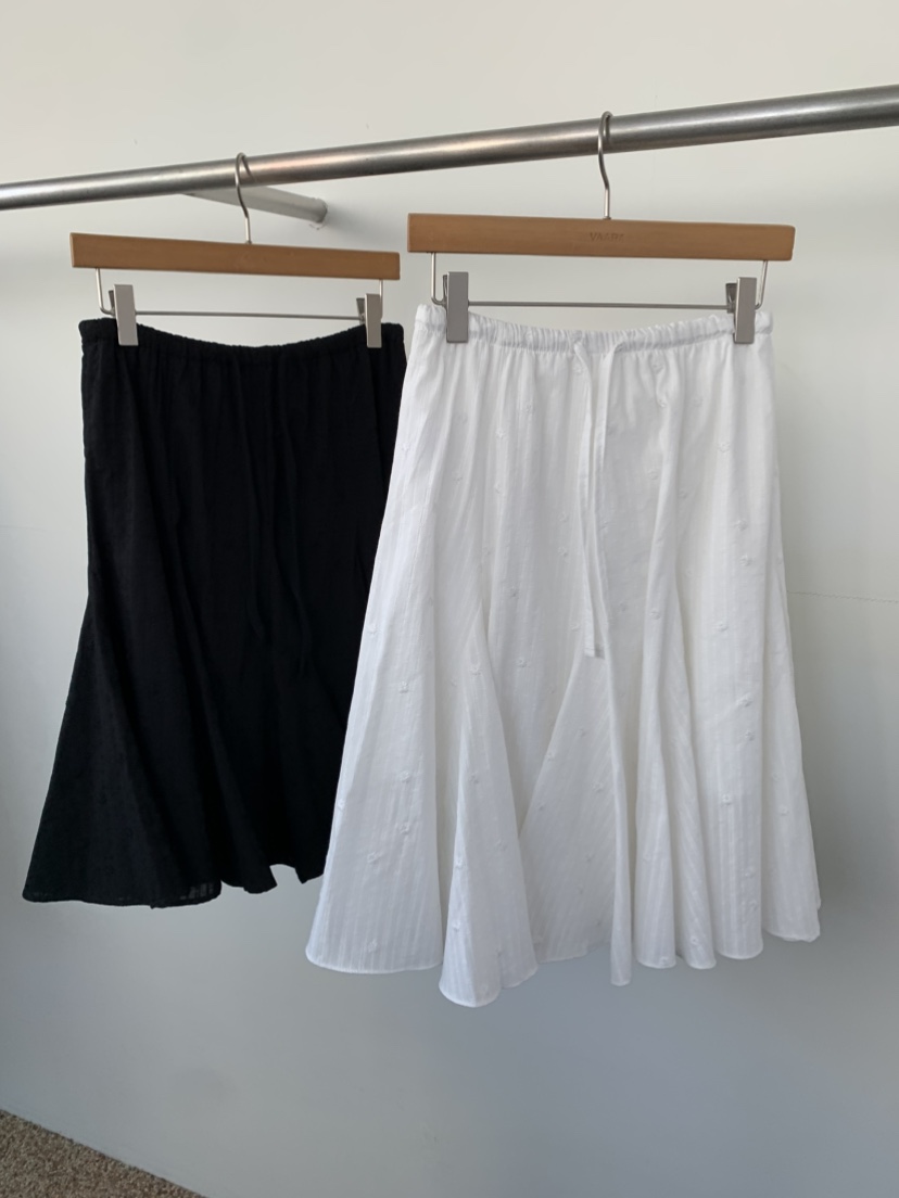 VAARA東大門實拍女士新款推薦真品職業半身裙中短裙刺繡棉VAARA半身裙/中短裙