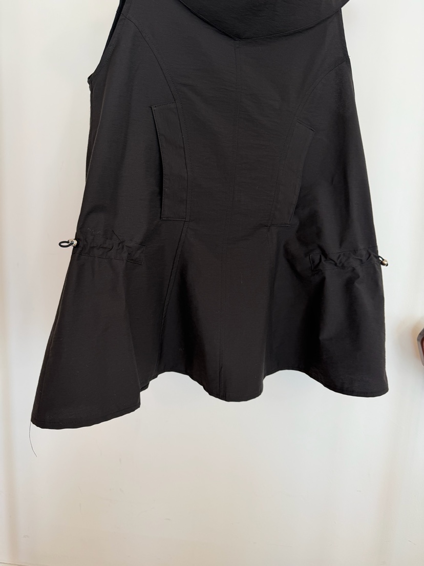 ESCHER東大門直郵女士新款休閑26春夏真品熱賣推薦連衣裙ESCHER連衣裙