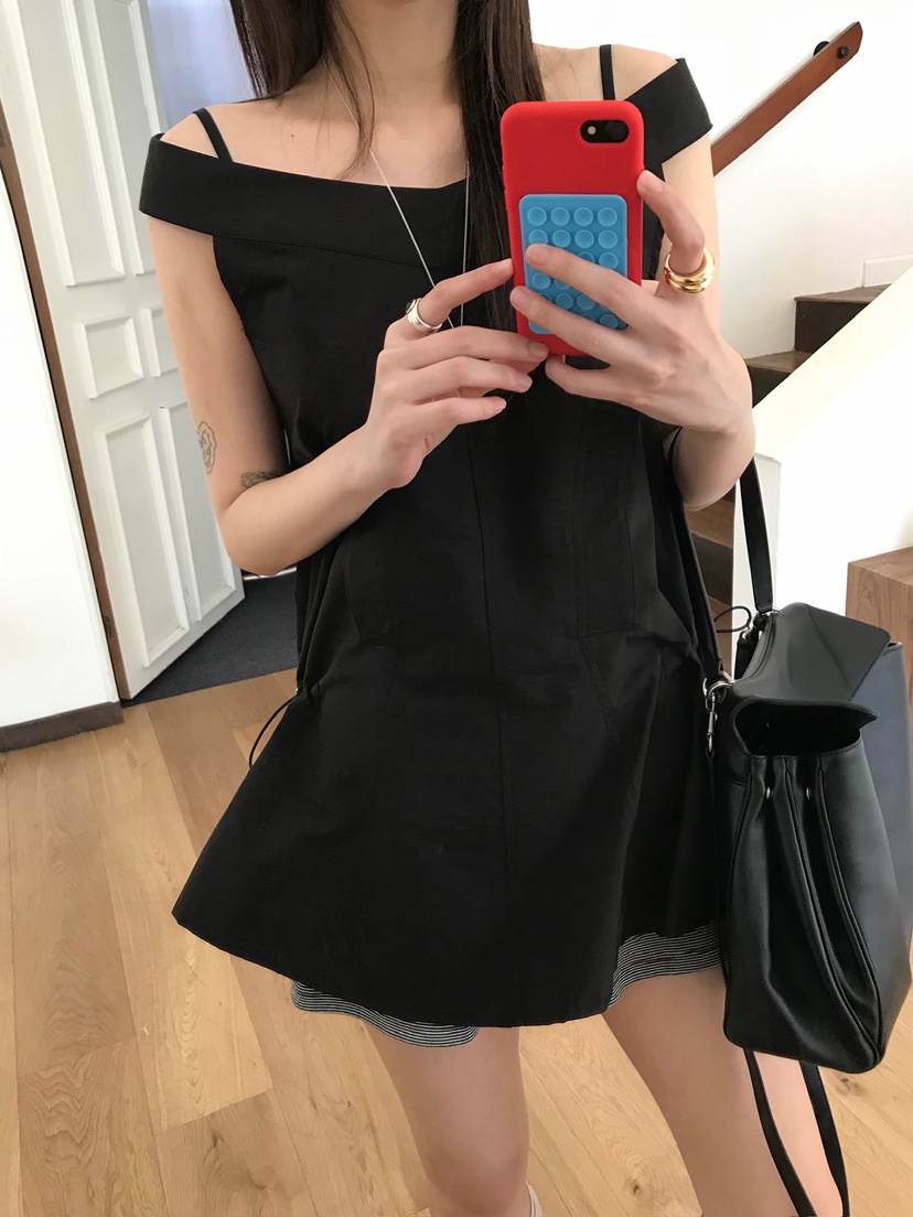 ESCHER東大門直郵女士新款休閑26春夏真品熱賣推薦連衣裙ESCHER連衣裙