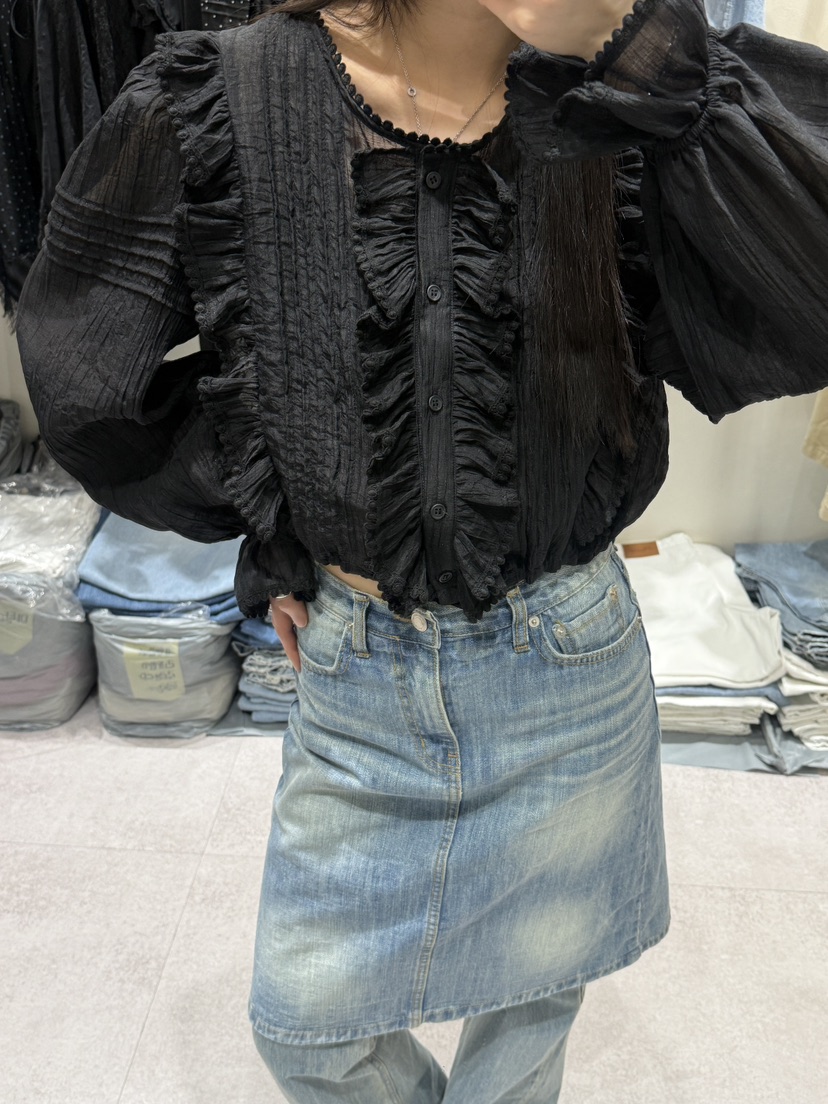 SHIRRING韓國直郵女裝新款推薦休閑時尚熱賣職業襯衫蕾絲衫SHIRRING襯衫/蕾絲衫