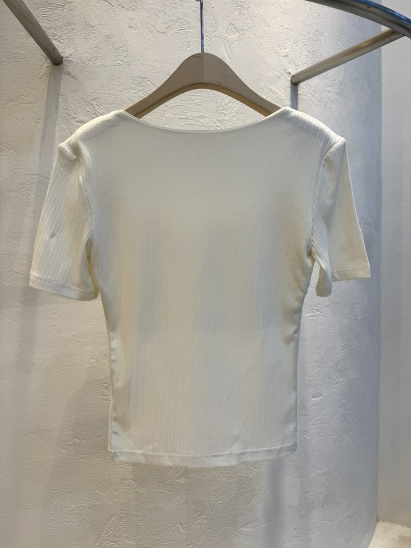 RIAH韓國代購女士新款熱賣人氣真品職業26春夏推薦時尚T恤RIAHT恤