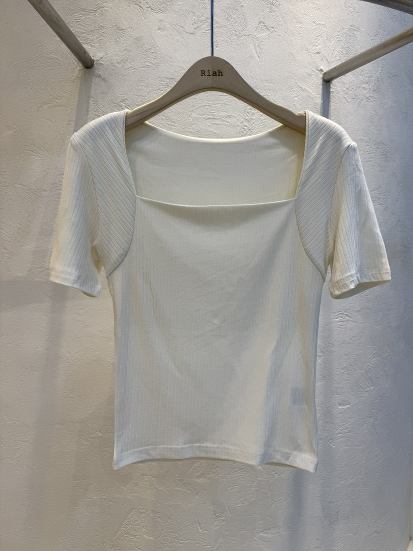 RIAH韓國代購女士新款熱賣人氣真品職業26春夏推薦時尚T恤RIAHT恤圖色1