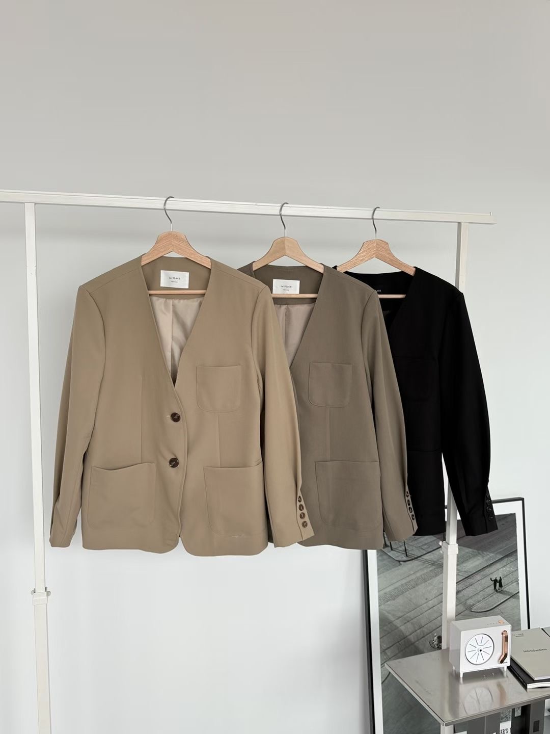 PLACE東大門代購女裝新款職業推薦休閑熱賣真品時尚人氣夾克PLACE夾克圖色2左二色