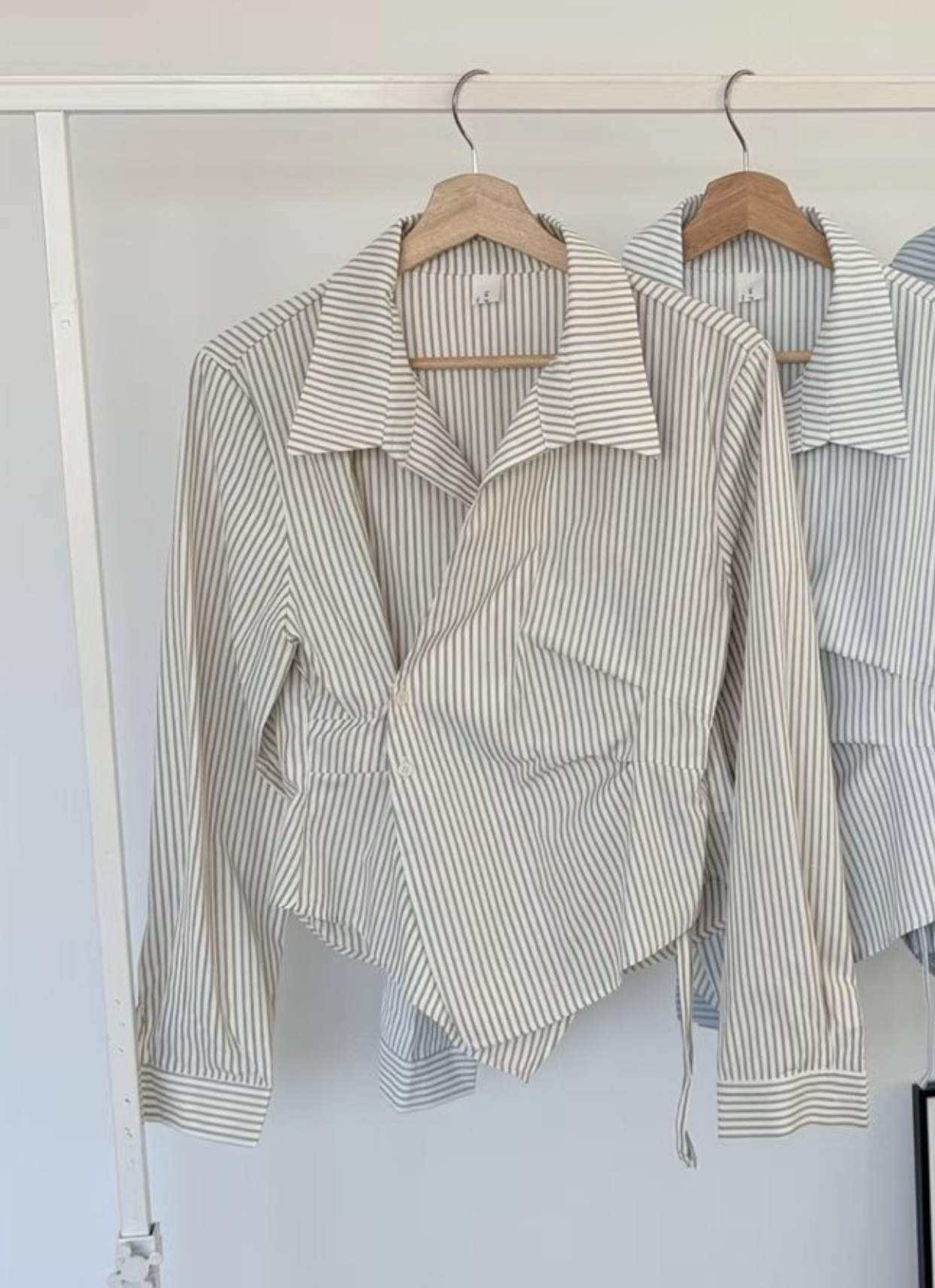 PLACE東大門實拍女士新款人氣職業真品休閑26春夏襯衫蕾絲衫PLACE襯衫/蕾絲衫圖色1