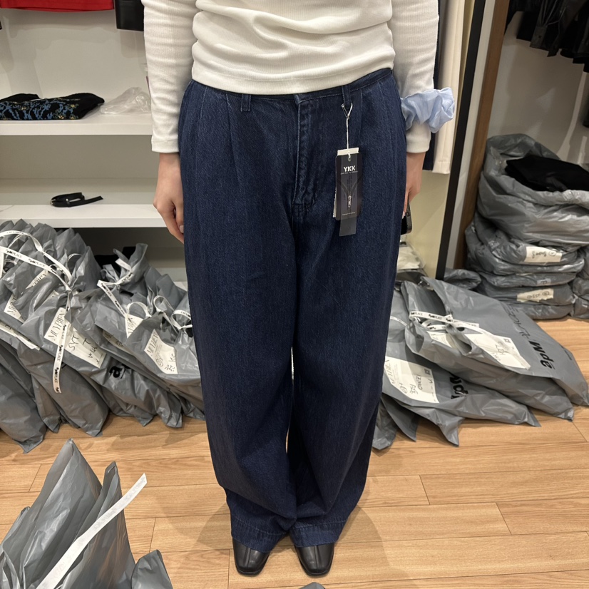 MUYBIEN韓國代購女士新品休閑熱賣推薦時尚26春夏職業牛仔褲MUYBIEN牛仔褲圖色1