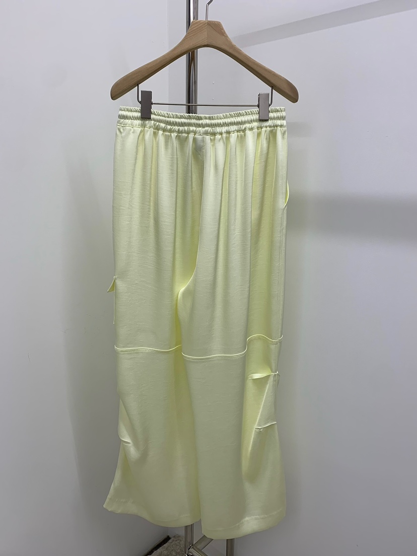 LOVE MY SANTA東大門實拍女士新品26春夏休閑休閑褲緞面Santa/LOVE MY SANTA休閑褲