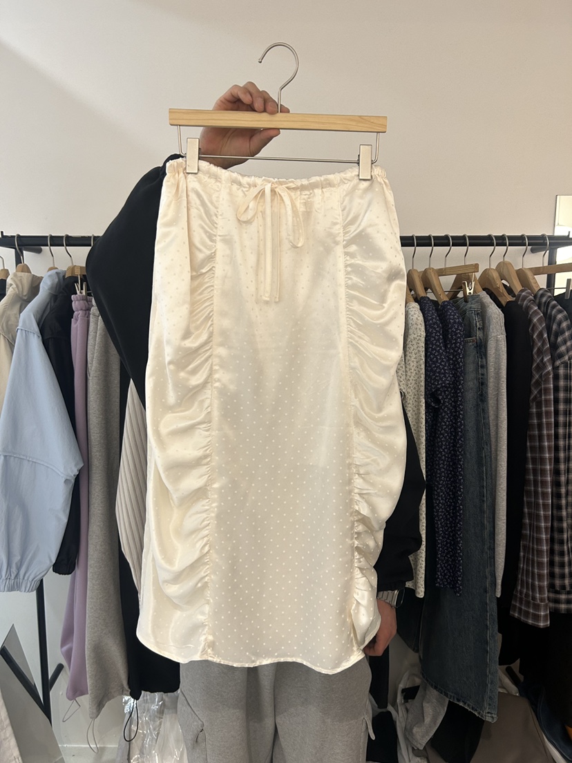 AS THOUGHT韓國直郵女裝新款時尚真品休閑人氣26春夏長裙褶皺AS THOUGHT長裙圖色1