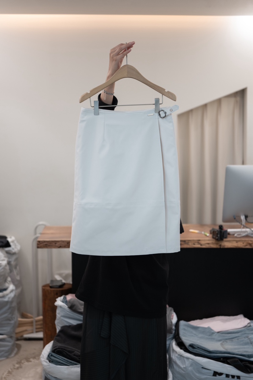 FRIC韓國代購女士新款熱賣26春夏休閑時尚職業半身裙中短裙FRIC半身裙/中短裙圖色1