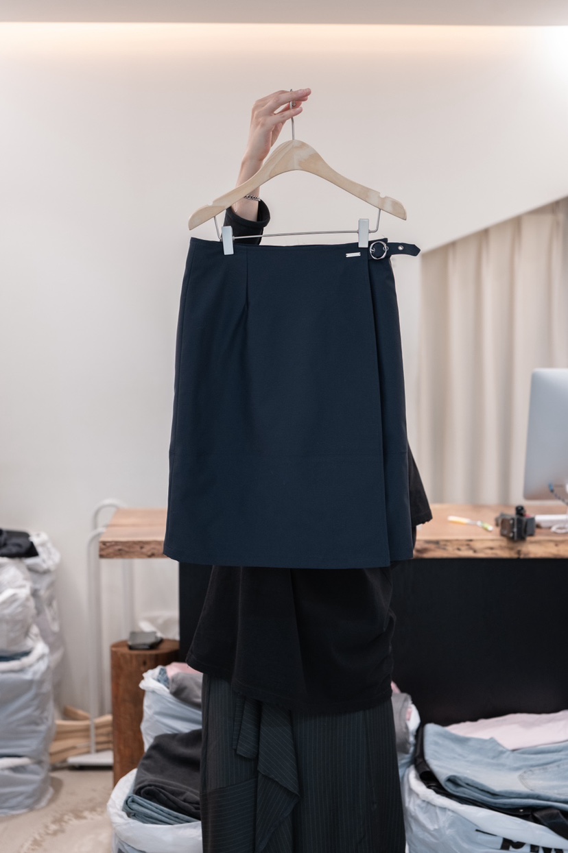 FRIC韓國代購女士新款熱賣26春夏休閑時尚職業半身裙中短裙FRIC半身裙/中短裙圖色2