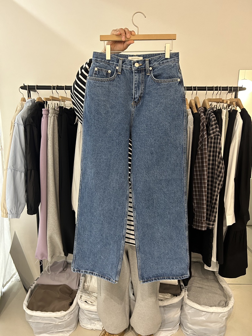 AS THOUGHT東大門直郵女裝新款熱賣人氣推薦職業休閑牛仔褲AS THOUGHT牛仔褲圖色1