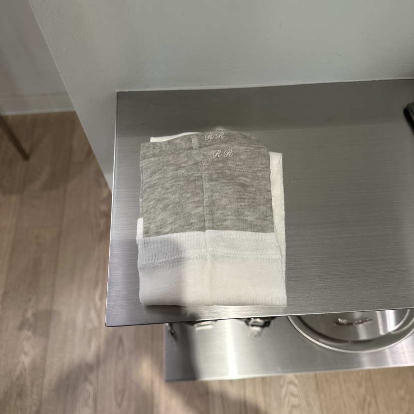 REIRAI東大門代購女裝新品休閑推薦時尚真品職業熱賣襪子Reirai襪子圖色1