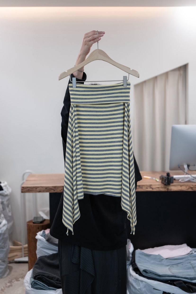 FRIC韓國代購女士新款時尚熱賣26春夏人氣半身裙中短裙條紋FRIC半身裙/中短裙圖色2