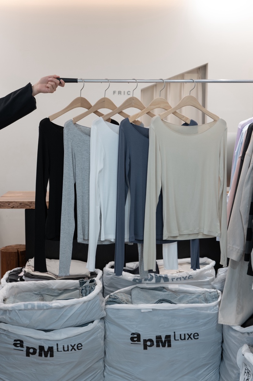 FRIC韓國代購女裝新品推薦人氣真品休閑時尚職業26春夏長袖T恤FRIC長袖T恤