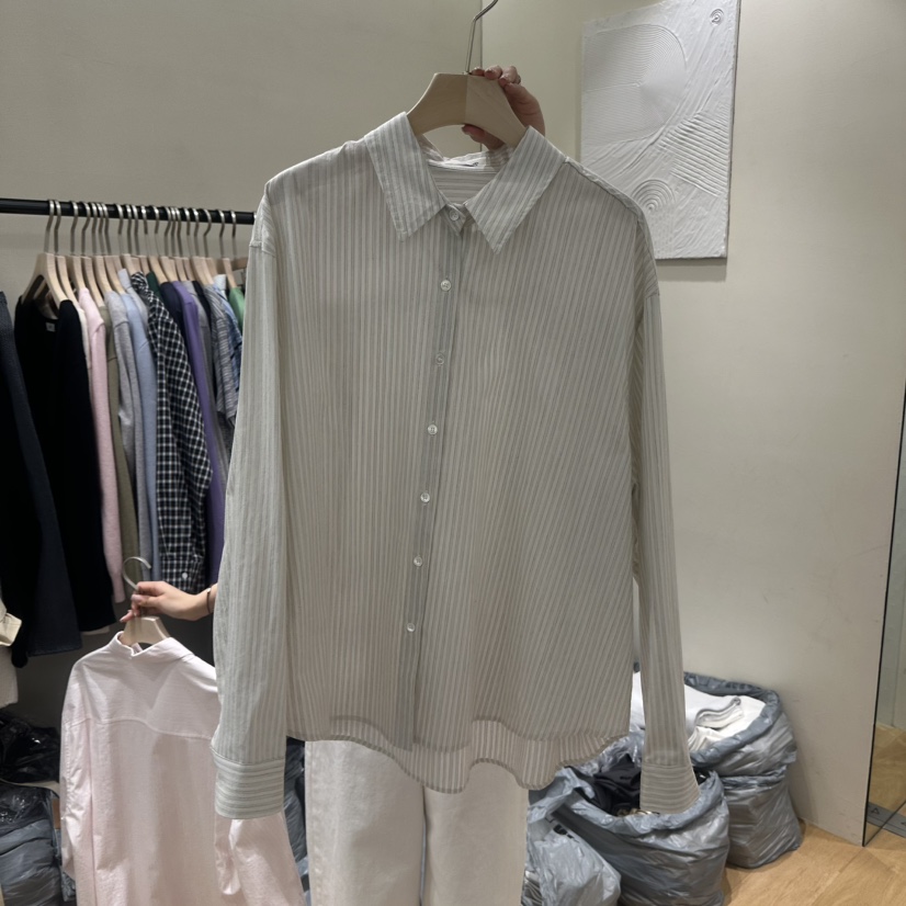 GILLI韓國代購女士新品26春夏人氣熱賣推薦真品襯衫蕾絲衫GILLI襯衫/蕾絲衫圖色2