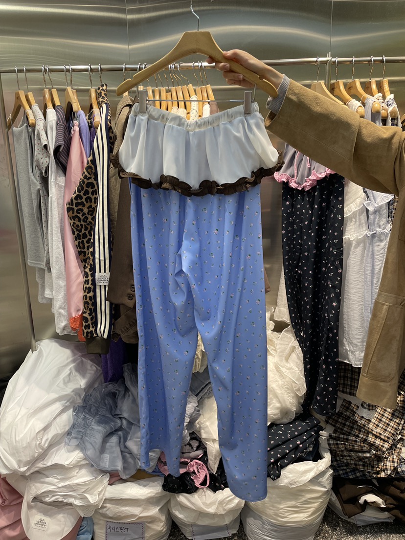 MENDL S韓國直郵女裝新品時尚26春夏職業推薦熱賣裙褲花朵MENDL S裙褲