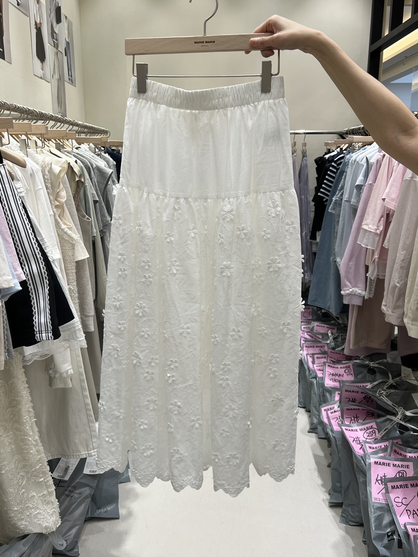 MARIE MARIE韓國代購女士新品熱賣休閑人氣時尚長裙刺繡MARIE MARIE長裙圖色1