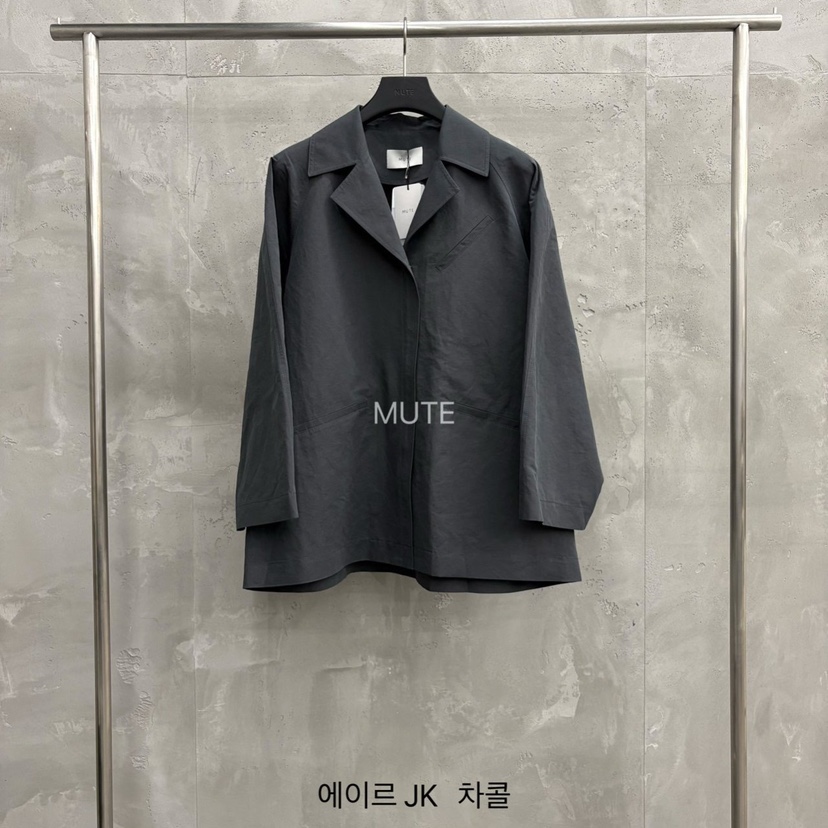 MUTE-P東大門實拍女裝新品26春夏職業推薦人氣時尚熱賣夾克MUTE夾克圖色2墨色
