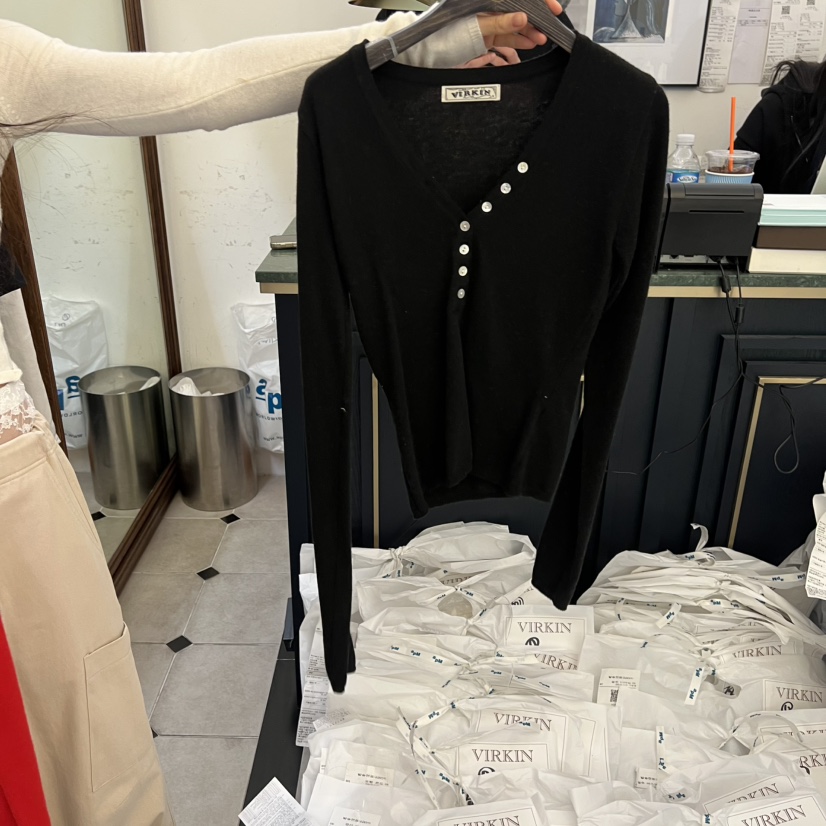 VIRKIN東大門直郵女士新品推薦26春夏時尚人氣針織衫紐扣VIRKIN針織衫圖色4
