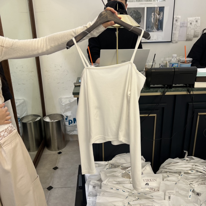 VIRKIN韓國直郵女士新款休閑推薦人氣真品時尚熱賣長袖T恤VIRKIN長袖T恤