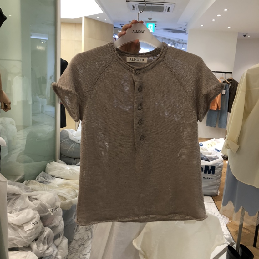 ALMOND韓國代購女裝新款職業休閑推薦人氣真品26春夏T恤紐扣ALMONDT恤圖色2
