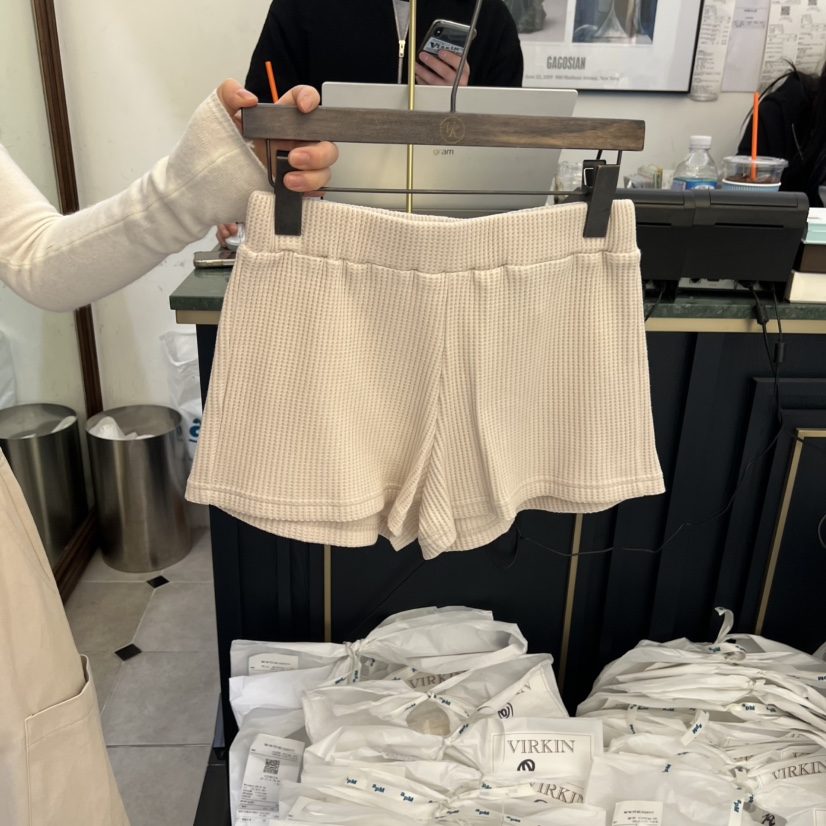 VIRKIN韓國代購女裝新款人氣真品職業26春夏熱賣短褲華夫格VIRKIN短褲圖色2