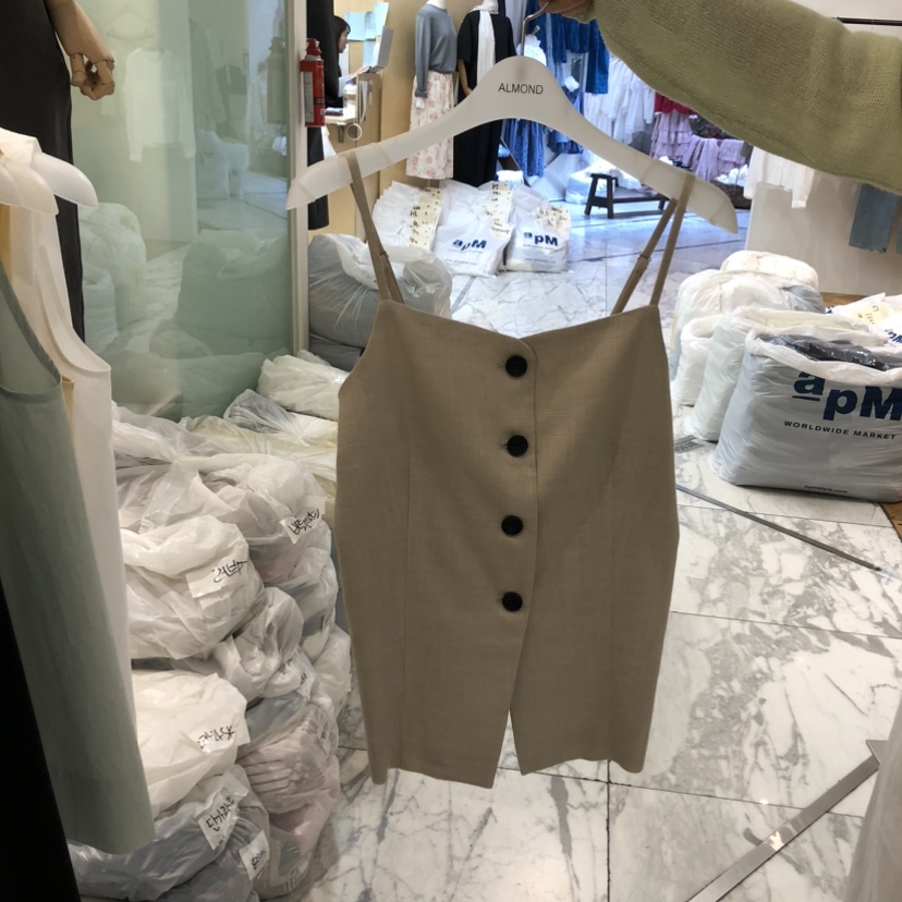 ALMOND東大門代購女裝新款26春夏休閑時尚真品人氣吊帶背心ALMOND吊帶/背心圖色1