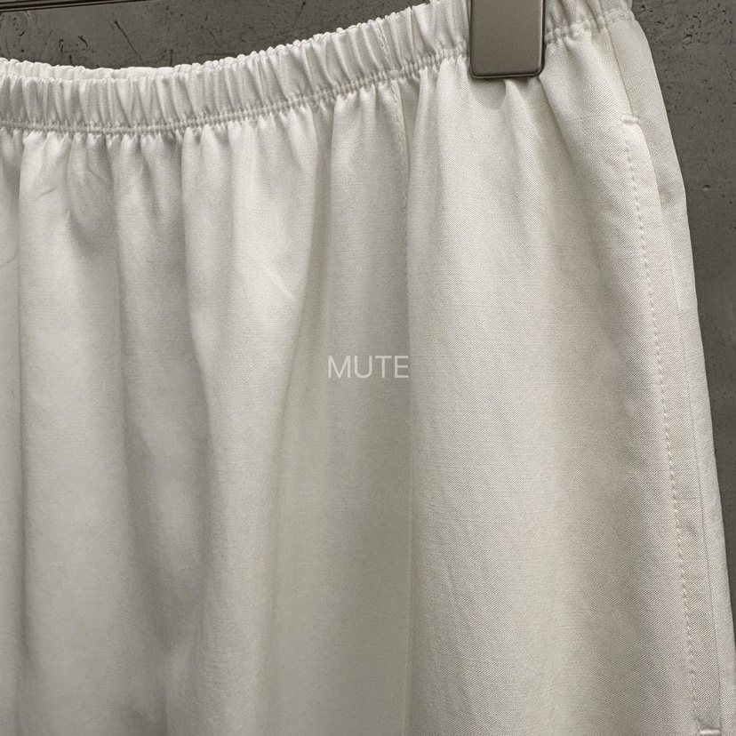 MUTE-P東大門代購女裝新品熱賣時尚職業推薦人氣真品長裙MUTE長裙