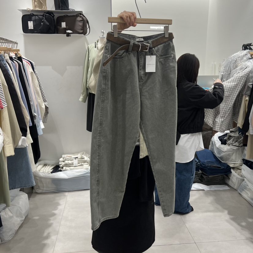 ANN MARGRET東大門直郵女裝新品真品牛仔褲不含腰帶GRETA.Y牛仔褲圖色2