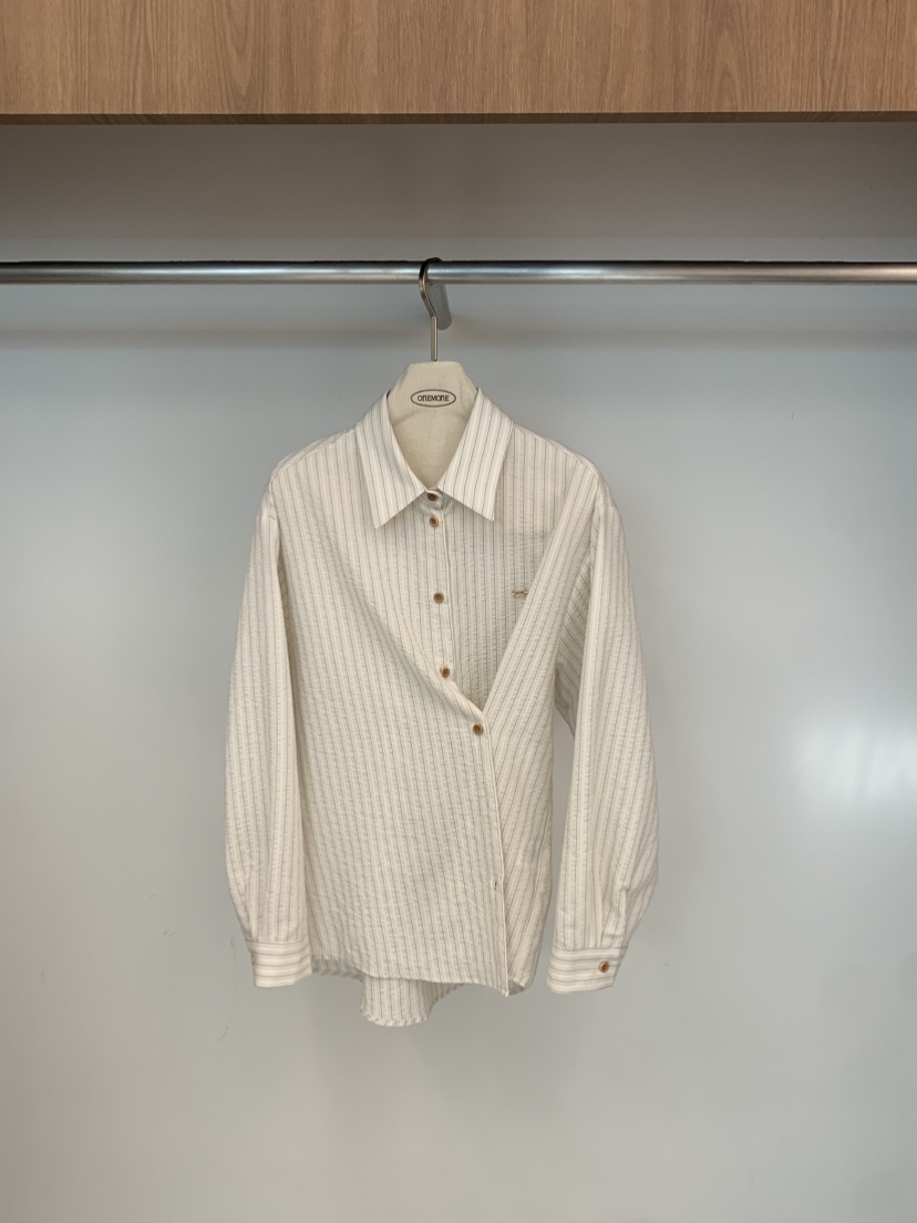 ONE MONE東大門直郵女裝新品時尚熱賣26春夏職業襯衫蕾絲衫ONE MONE襯衫/蕾絲衫圖色1