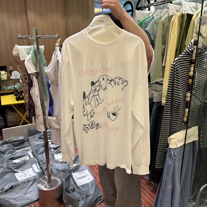 E/E/E韓國代購女裝新品推薦休閑時尚真品人氣熱賣長袖T恤E/E/E長袖T恤圖色2白色