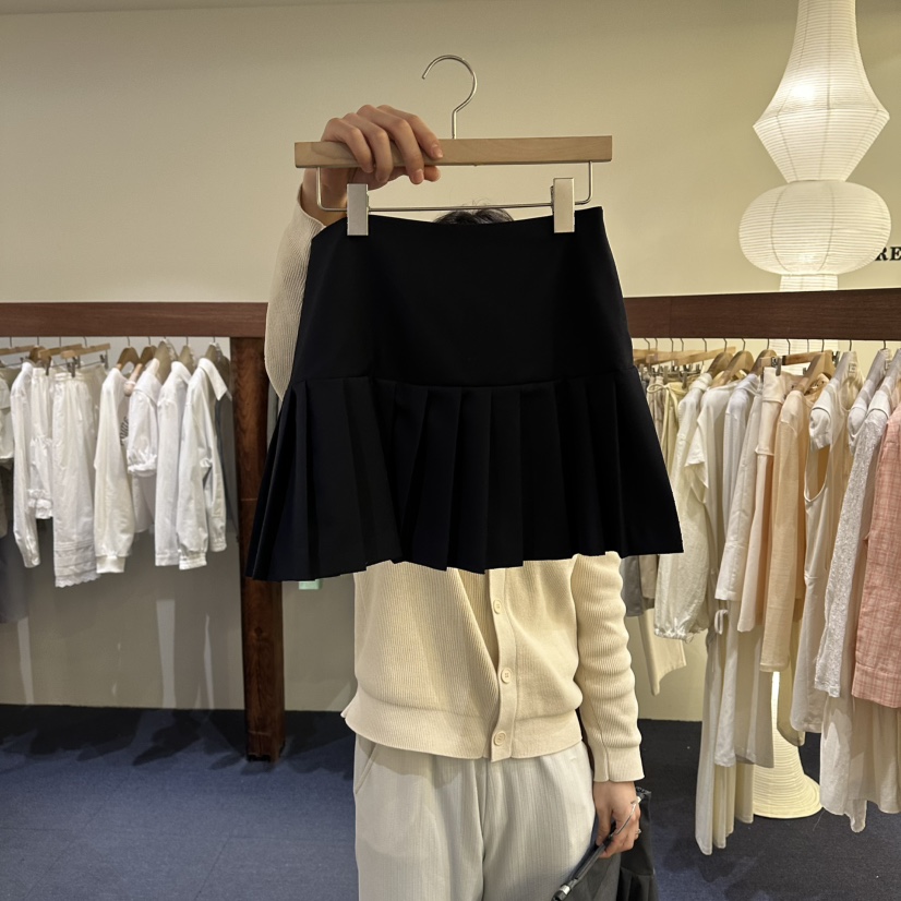 FURE東大門實拍女裝新品職業時尚真品推薦人氣休閑短裙褶皺FURE短裙圖色2