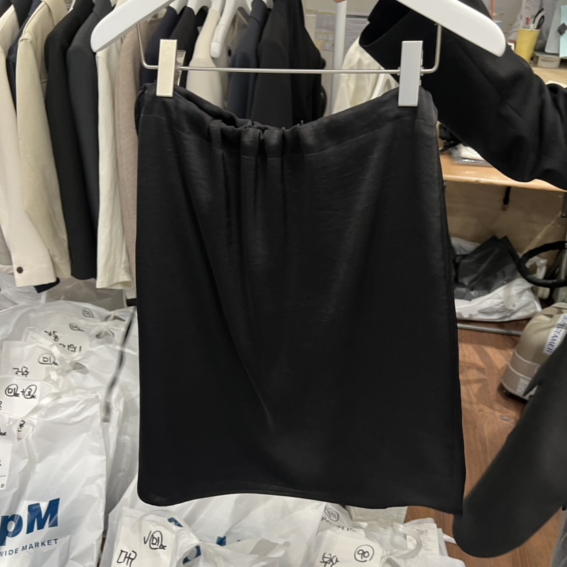 UNDERSTANDING東大門實拍女裝新款真品26春夏半身裙中短裙緞面UNDERSTANDING半身裙/中短裙