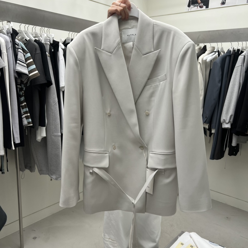 NUTPLAN韓國代購女士新品熱賣休閑時尚推薦職業夾克含腰繩NUTPLAN夾克圖色1