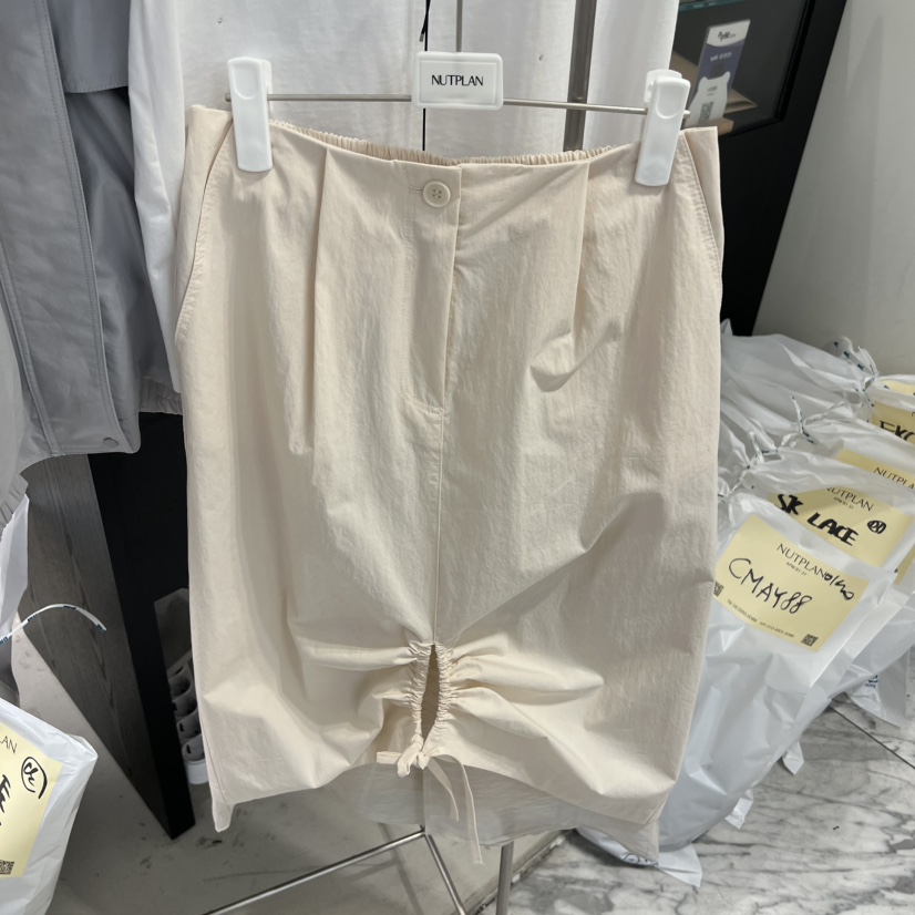 NUTPLAN韓國代購女裝新款熱賣時尚休閑職業真品半身裙中短裙NUTPLAN半身裙/中短裙圖色2